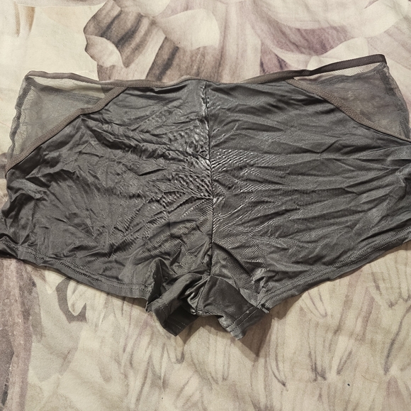 Victoria's Secret panties size M Color Gray - Picture 3 of 8
